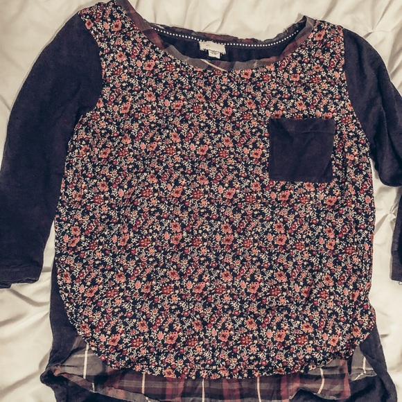 Flowered blouse - Picture 2 of 2